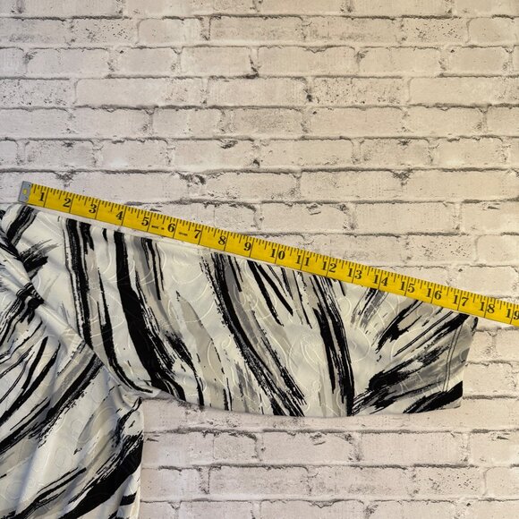 JM Collection Womens P/L Black & White Abstract Print Top With 3/4 Sleeves - Picture 9 of 11